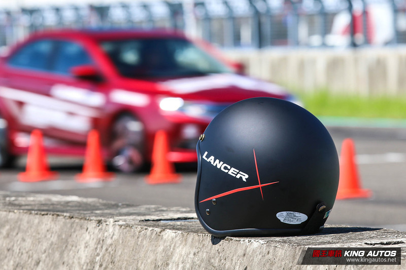 高規格賽道駕訓─《Mitsubishi Lancer》馭望奔馳體驗日 高規格賽道駕訓─《Mitsubishi Lancer》馭望奔馳體驗日