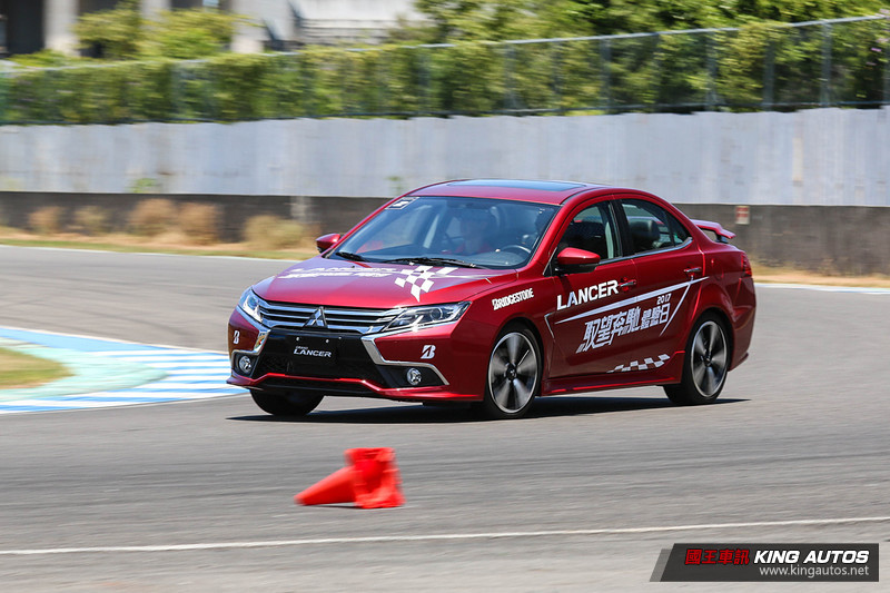 高規格賽道駕訓─《Mitsubishi Lancer》馭望奔馳體驗日 高規格賽道駕訓─《Mitsubishi Lancer》馭望奔馳體驗日