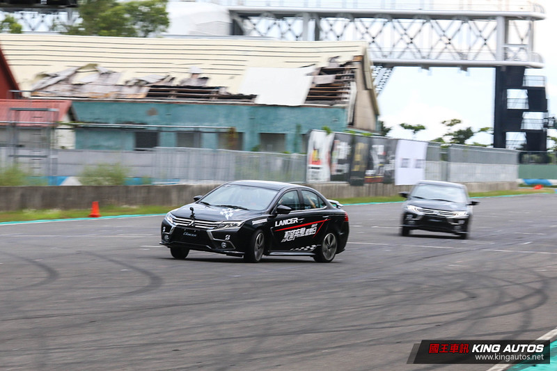 高規格賽道駕訓─《Mitsubishi Lancer》馭望奔馳體驗日 高規格賽道駕訓─《Mitsubishi Lancer》馭望奔馳體驗日