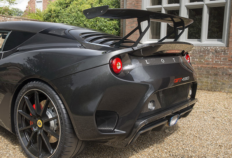 最強蓮花持續進化 《Lotus Evora GT430》再瘦身更添力 最強蓮花持續進化 《Lotus Evora GT430》再瘦身更添力