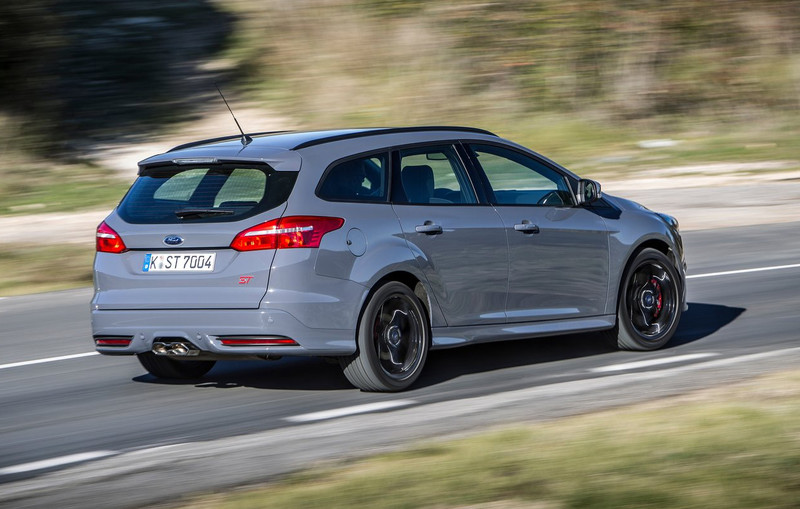 跳脫傳統旅行車框架 新一代《Ford Focus Wagon》加大空間首度現身 跳脫傳統旅行車框架 新一代《Ford Focus Wagon》加大空間首度現身