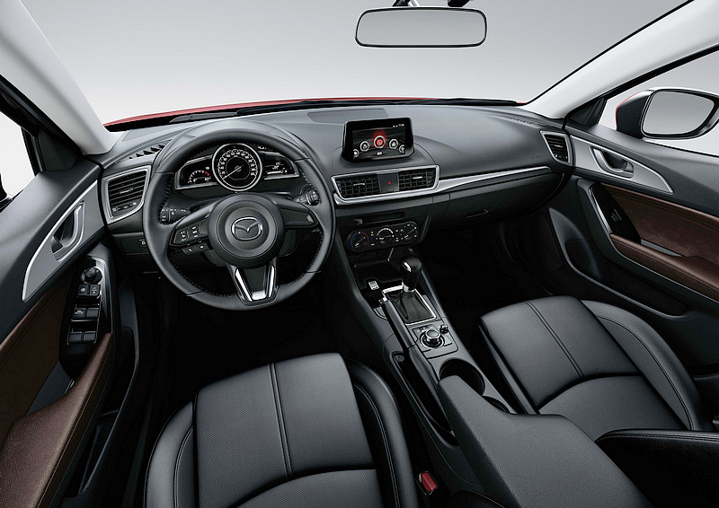 車系重新編成 導入i-ACTIVSENSE安全科技 2018年式《Mazda3》73.9萬起展開接單 車系重新編成 導入i-ACTIVSENSE安全科技 2018年式《Mazda3》73.9萬起展開接單