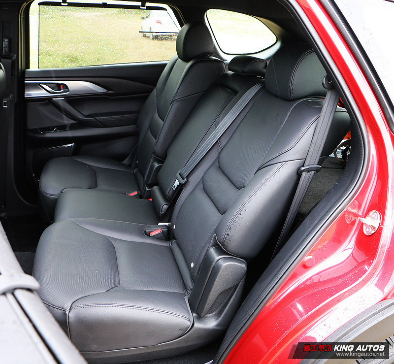 追加GVC動態技術讓快意駕乘再升級 2018年式《Mazda CX-9》149.8萬起展開接單 追加GVC動態技術讓快意駕乘再升級 2018年式《Mazda CX-9》149.8萬起展開接單