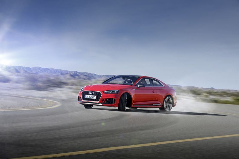 機械與人類共事 《Audi》部分生產線機器人不再困於「牢籠」之中 機械與人類共事 《Audi》部分生產線機器人不再困於「牢籠」之中