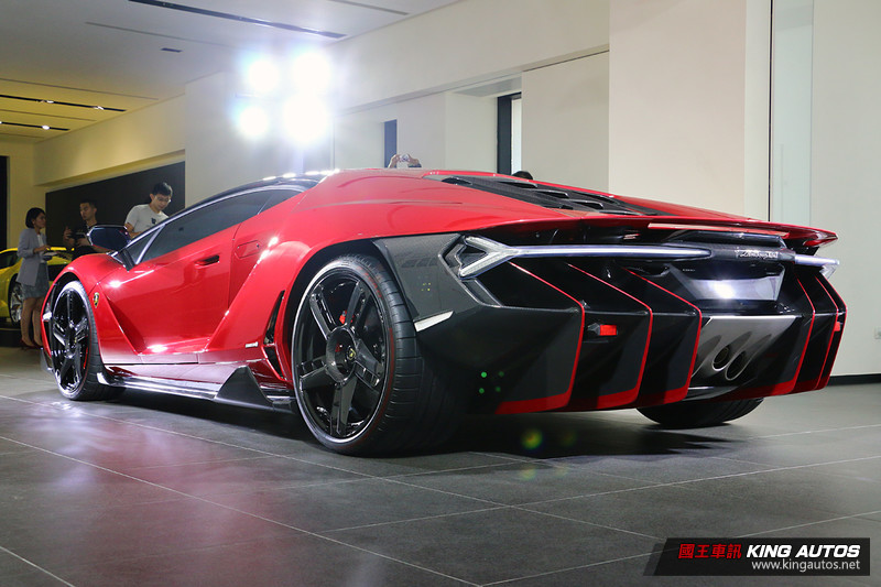 全球20分之1的億元瑰寶 《Lamborghini Centenario》抵臺亮相 全球20分之1的億元瑰寶 《Lamborghini Centenario》抵臺亮相