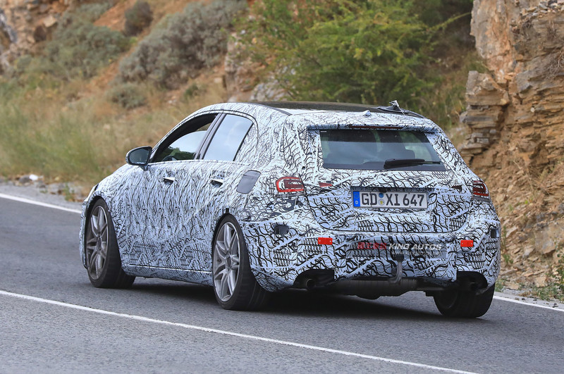 新世代《Mercedes-AMG A 45》偽裝現蹤 最大馬力至少400匹起跳 新世代《Mercedes-AMG A 45》偽裝現蹤 最大馬力至少400匹起跳