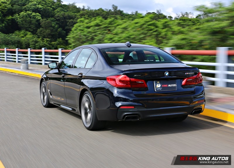 功高卻不震主—《BMW M550i xDrive》試駕報導 功高卻不震主—《BMW M550i xDrive》試駕報導