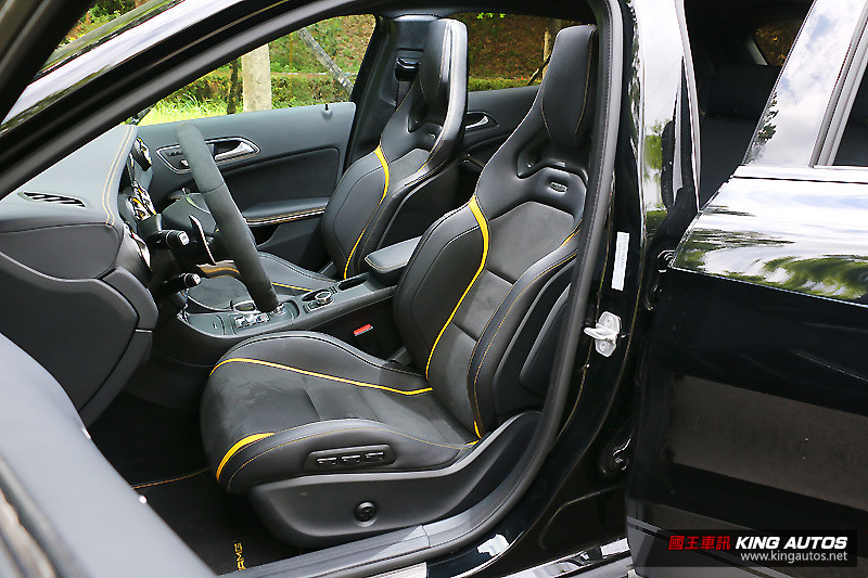 以掠奪目光為先 ─《Mercedes-AMG GLA 45 Yellow Night Edition》就對年輕人的味! 以掠奪目光為先 ─《Mercedes-AMG GLA 45 Yellow Night Edition》就對年輕人的味!
