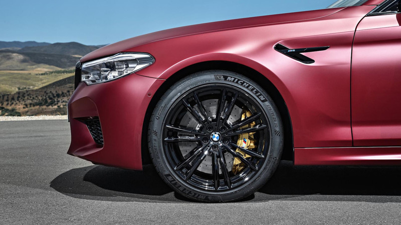 身懷600匹、3.4秒加速破百 新世代《BMW M5》歐洲正式發表 身懷600匹、3.4秒加速破百 新世代《BMW M5》歐洲正式發表