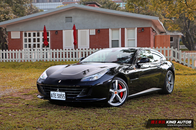 感受喘息與脈動─《Ferrari GTC4Lusso T》試駕報導 感受喘息與脈動─《Ferrari GTC4Lusso T》試駕報導