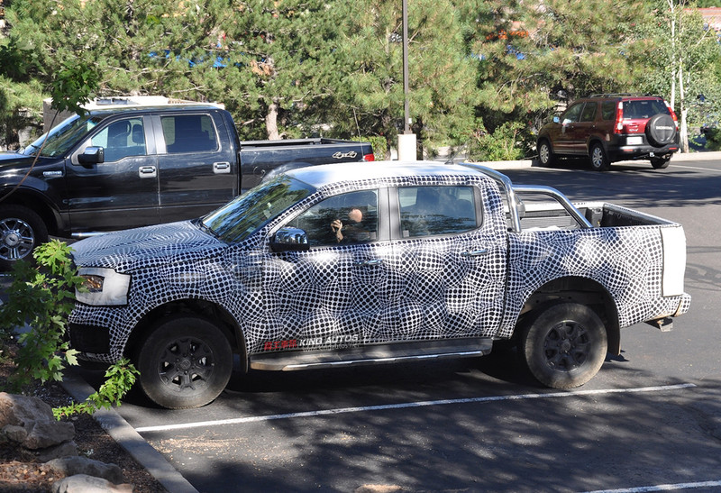 偽裝測試車不斷曝光 美規《Ford Ranger Wildtrak/Raptor》最快2018亮相 偽裝測試車不斷曝光 美規《Ford Ranger Wildtrak/Raptor》最快2018亮相