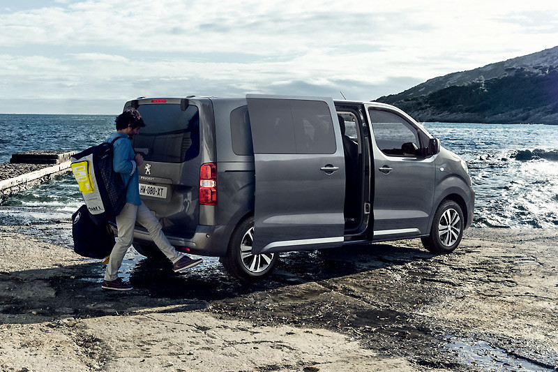 目標同級安全與油耗的領航家 《Peugeot Traveller》149.8萬起即將展開預售 目標同級安全與油耗的領航家 《Peugeot Traveller》149.8萬起即將展開預售