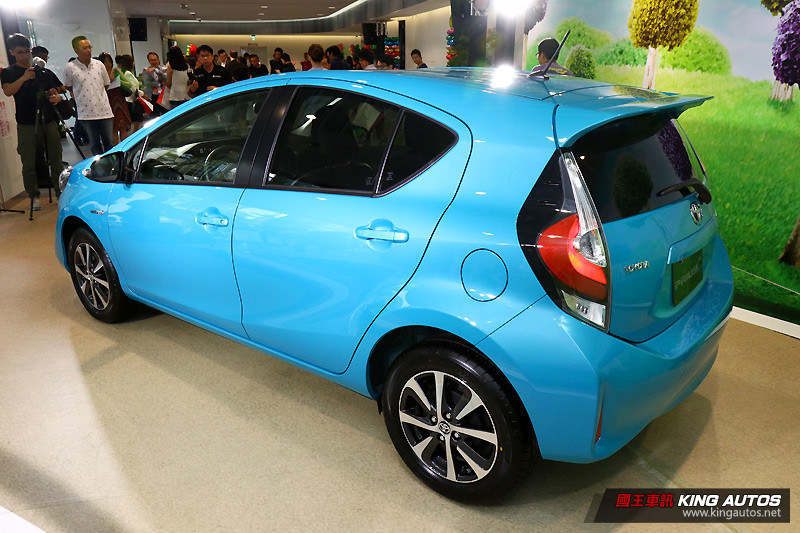 推廣油電車直降7萬 二度改款《Toyota Prius c》79.9萬親民搶市 推廣油電車直降7萬 二度改款《Toyota Prius c》79.9萬親民搶市