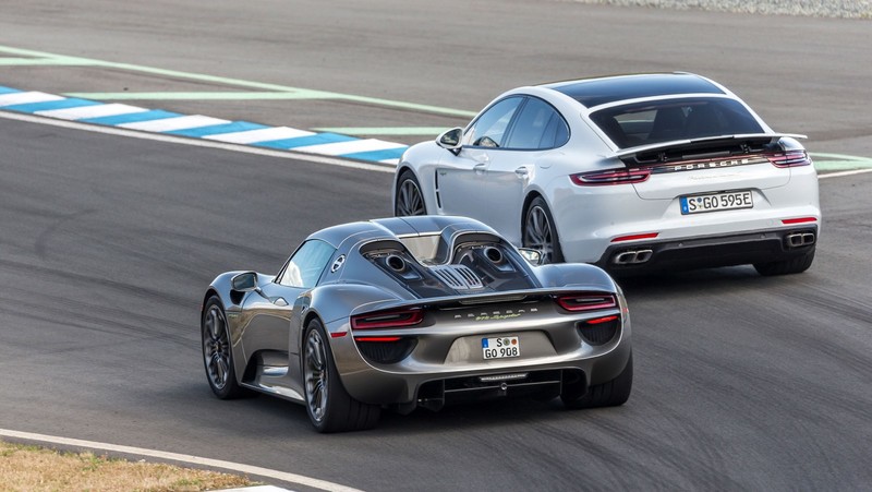 效率考量 《Porsche》不會為旗下Hybrid車型配備手排變速箱 效率考量 《Porsche》不會為旗下Hybrid車型配備手排變速箱
