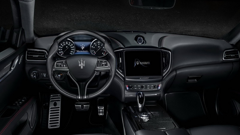 小改款《Maserati Ghibli》追加GranSport版本 預約法蘭克福完整發表 小改款《Maserati Ghibli》追加GranSport版本 預約法蘭克福完整發表