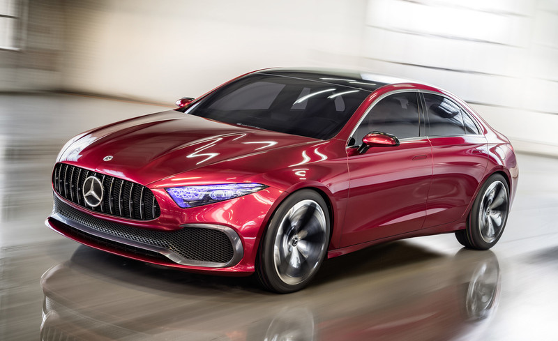 入門依然有型 量產版《Mercedes-Benz A-Class》四門房車搶先曝光 入門依然有型 量產版《Mercedes-Benz A-Class》四門房車搶先曝光