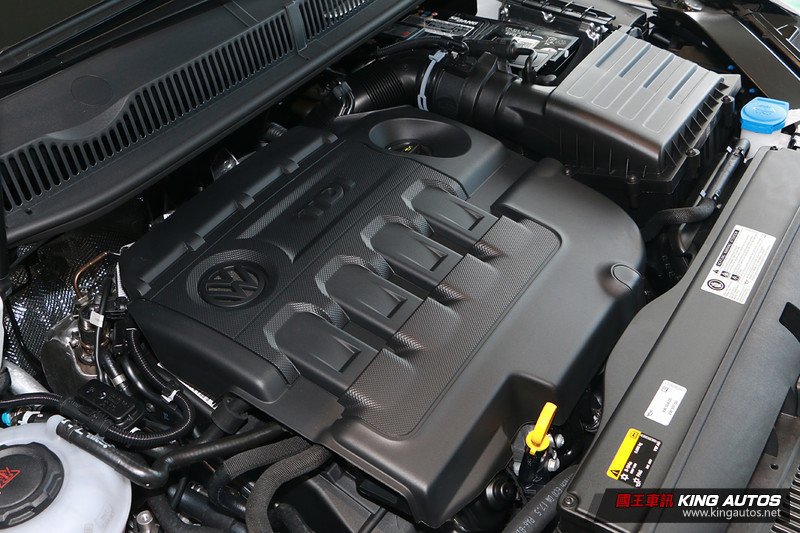 330 TDI與R-Line同步現身 2018年式《Volkswagen Touran》108.8萬起發表上市 330 TDI與R-Line同步現身 2018年式《Volkswagen Touran》108.8萬起發表上市