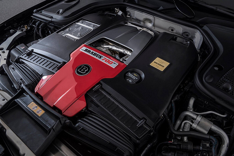 新一代博速火箭跑房 《Mercedes-AMG E 63》化身Brabus 700就是猛發700hp豪力 新一代博速火箭跑房 《Mercedes-AMG E 63》化身Brabus 700就是猛發700hp豪力