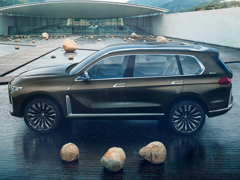《BMW X7 iPerformance Concept》提前曝光 預約法蘭克福車展準時亮相 《BMW X7 iPerformance Concept》提前曝光 預約法蘭克福車展準時亮相