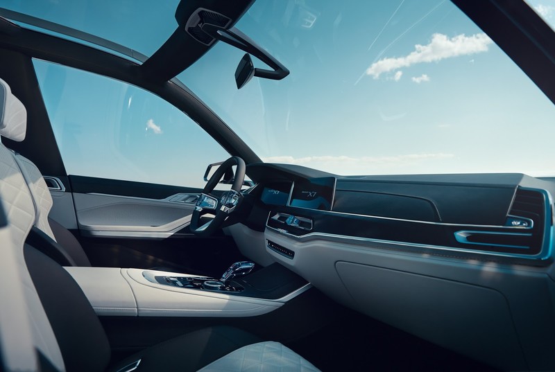 《BMW X7 iPerformance Concept》提前曝光 預約法蘭克福車展準時亮相 《BMW X7 iPerformance Concept》提前曝光 預約法蘭克福車展準時亮相