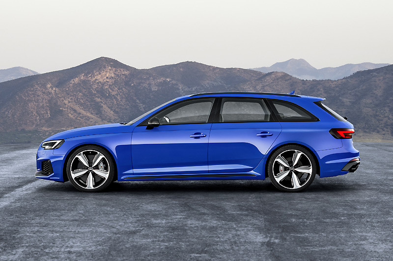 性能旅行車傳奇 全新《Audi RS 4 Avant》現身法蘭克福車展 性能旅行車傳奇 全新《Audi RS 4 Avant》現身法蘭克福車展