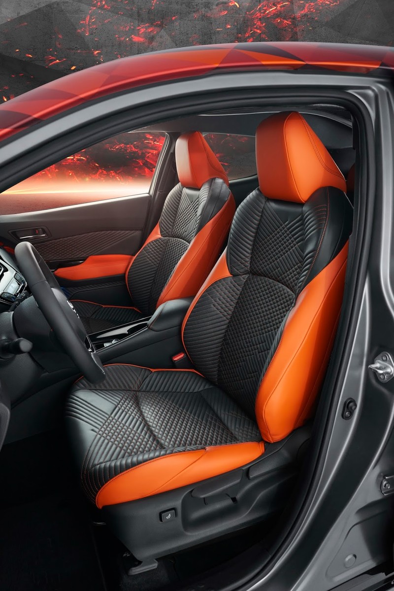 搭載全新高輸出油電動力系統 《Toyota C-HR Hy-Power》概念車正式亮相 搭載全新高輸出油電動力系統 《Toyota C-HR Hy-Power》概念車正式亮相