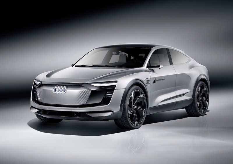 新世代車用AI人工智慧加持 《Audi Elaine Concept》跨界概念亮相