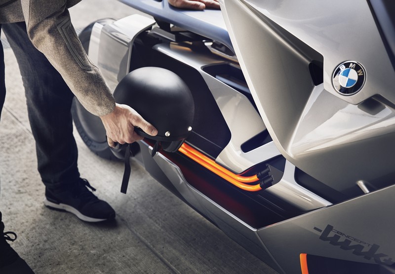 人車一體接軌未來 《BMW Concept Link》法蘭克福車展亮相 人車一體接軌未來 《BMW Concept Link》法蘭克福車展亮相
