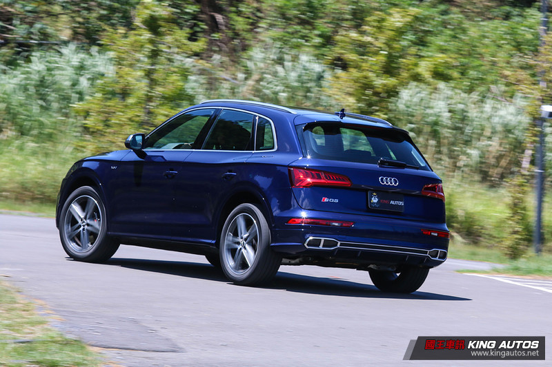 展現全面性戰力─《Audi SQ5》試駕報導 展現全面性戰力─《Audi SQ5》試駕報導