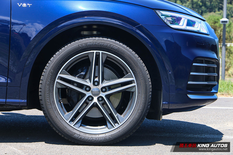 展現全面性戰力─《Audi SQ5》試駕報導 展現全面性戰力─《Audi SQ5》試駕報導