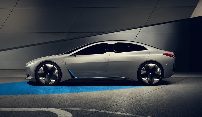 預覽《BMW》電能概念 《X7 iPerformance》&《i Vision Dynamics》法蘭克福連袂登場 預覽《BMW》電能概念 《X7 iPerformance》&《i Vision Dynamics》法蘭克福連袂登場