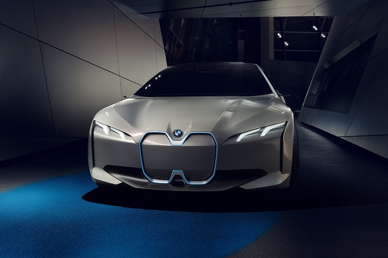 預覽《BMW》電能概念 《X7 iPerformance》&《i Vision Dynamics》法蘭克福連袂登場 預覽《BMW》電能概念 《X7 iPerformance》&《i Vision Dynamics》法蘭克福連袂登場