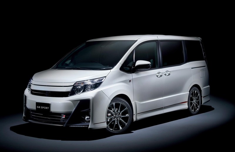 《Toyota》準備打造運動化車型大軍 全新《GR》陣容日本提前現身 《Toyota》準備打造運動化車型大軍 全新《GR》陣容日本提前現身