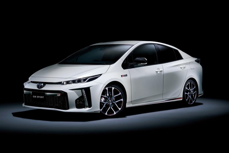 《Toyota》準備打造運動化車型大軍 全新《GR》陣容日本提前現身 《Toyota》準備打造運動化車型大軍 全新《GR》陣容日本提前現身