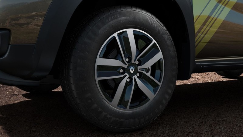 《Renault Duster Sandstorm Edition》印度特仕新登場 《Renault Duster Sandstorm Edition》印度特仕新登場