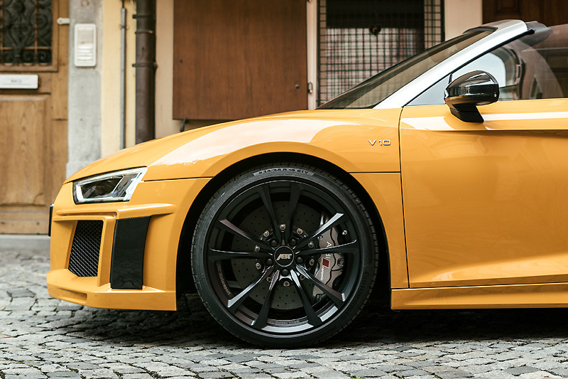 街道風或賽道風? 《Abt Sportsline》專屬套件供《Audi R8》車主自行選用 街道風或賽道風? 《Abt Sportsline》專屬套件供《Audi R8》車主自行選用
