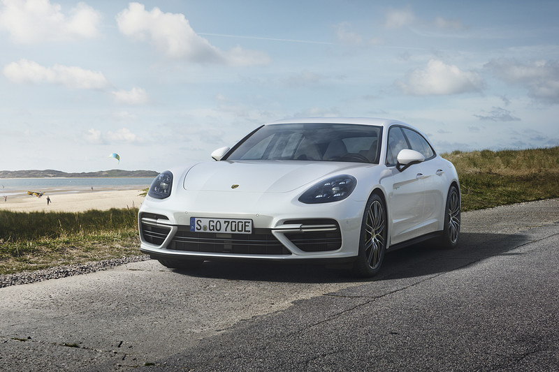 《Porsche Panamera Turbo E-Hybrid Sport Turismo》亮相 身懷680匹馬力化身最強旅行 《Porsche Panamera Turbo E-Hybrid Sport Turismo》亮相 身懷680匹馬力化身最強旅行