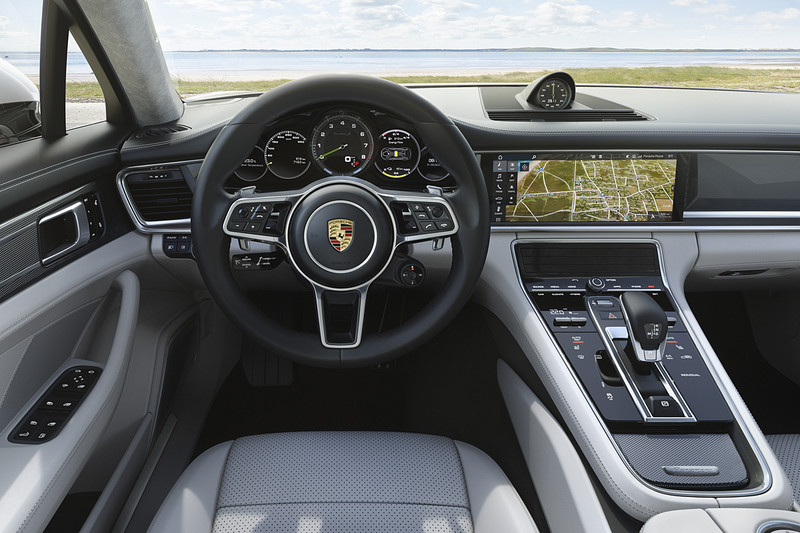 《Porsche Panamera Turbo E-Hybrid Sport Turismo》亮相 身懷680匹馬力化身最強旅行 《Porsche Panamera Turbo E-Hybrid Sport Turismo》亮相 身懷680匹馬力化身最強旅行