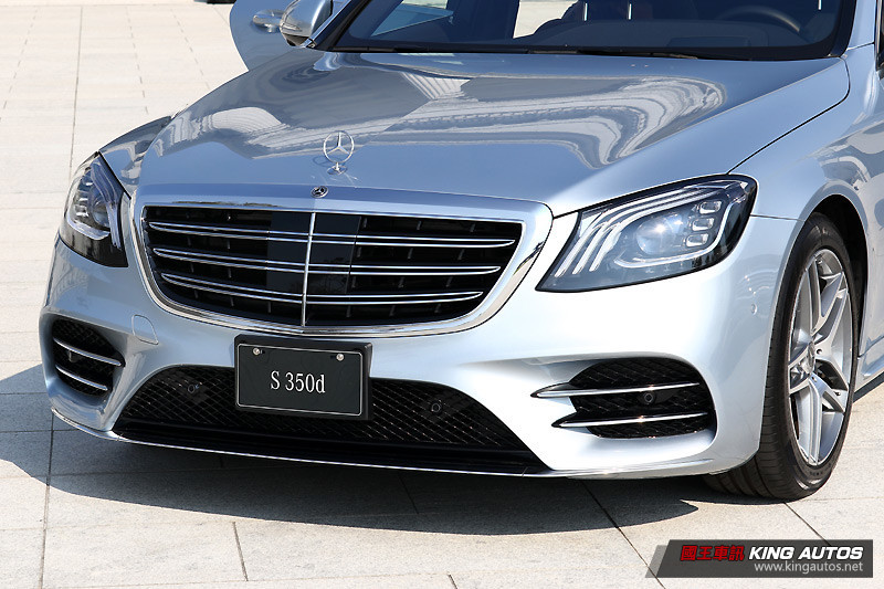拼豪氣! 小改款《Mercedes-Benz S-Class》428萬元起磅礡登台 拼豪氣! 小改款《Mercedes-Benz S-Class》428萬元起磅礡登台