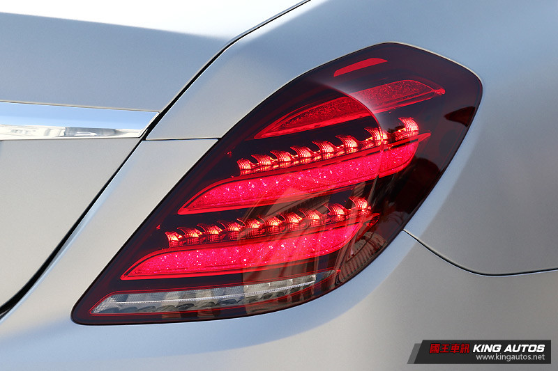 拼豪氣! 小改款《Mercedes-Benz S-Class》428萬元起磅礡登台 拼豪氣! 小改款《Mercedes-Benz S-Class》428萬元起磅礡登台