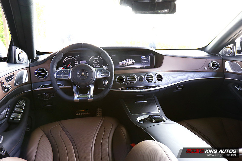 拼豪氣! 小改款《Mercedes-Benz S-Class》428萬元起磅礡登台 拼豪氣! 小改款《Mercedes-Benz S-Class》428萬元起磅礡登台