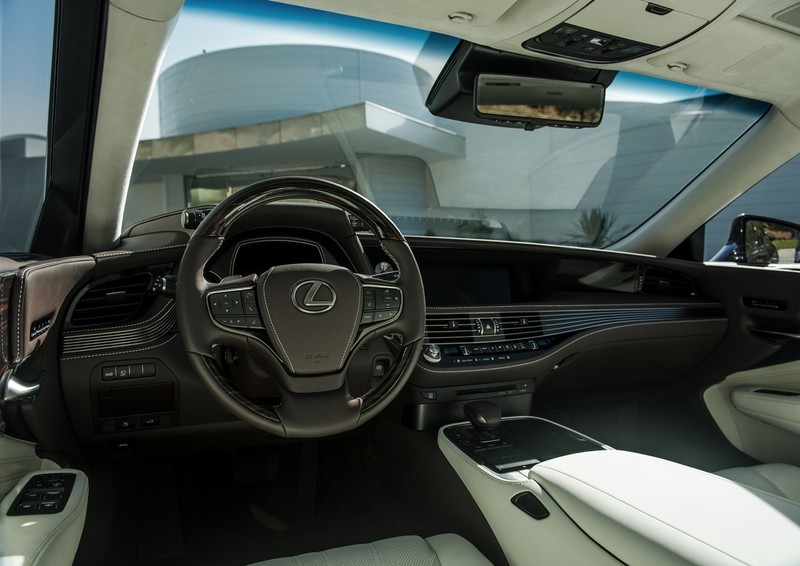 接單價新臺幣367萬元起 第五代旗艦《Lexus LS》臺灣市場展開預售 接單價新臺幣367萬元起 第五代旗艦《Lexus LS》臺灣市場展開預售
