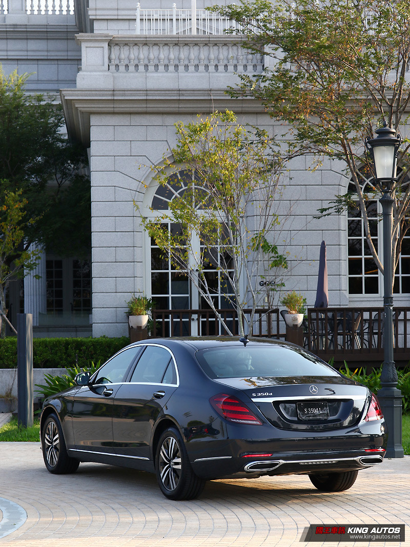 拼豪氣! 小改款《Mercedes-Benz S-Class》428萬元起磅礡登台 拼豪氣! 小改款《Mercedes-Benz S-Class》428萬元起磅礡登台