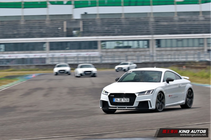 操駕技術升等之道 《Audi Driving Experience 2017》賽道體驗 操駕技術升等之道 《Audi Driving Experience 2017》賽道體驗