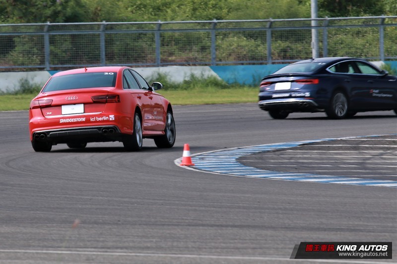 操駕技術升等之道 《Audi Driving Experience 2017》賽道體驗 操駕技術升等之道 《Audi Driving Experience 2017》賽道體驗