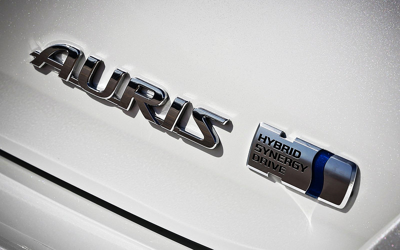 神車的動感掀背兄弟 新世代《Toyota Auris》預想圖展現油電鋼砲氣勢 神車的動感掀背兄弟 新世代《Toyota Auris》預想圖展現油電鋼砲氣勢