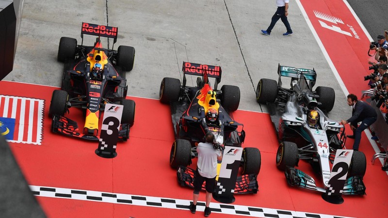 2017 F1馬來西亞站:Red Bull小將奪勝 Kimi未跑即退賽 2017 F1馬來西亞站:Red Bull小將奪勝 Kimi未跑即退賽