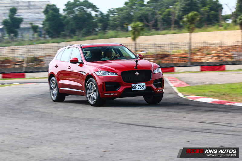 減重更靈巧─《Jaguar F-Pace R-Sport 25t RWD》麗寶卡丁車場淺嘗試駕 減重更靈巧─《Jaguar F-Pace R-Sport 25t RWD》麗寶卡丁車場淺嘗試駕
