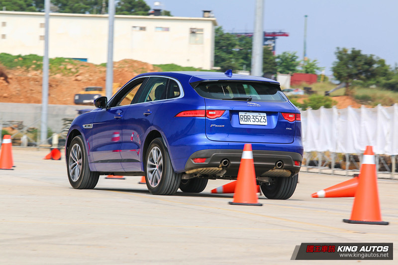 減重更靈巧─《Jaguar F-Pace R-Sport 25t RWD》麗寶卡丁車場淺嘗試駕 減重更靈巧─《Jaguar F-Pace R-Sport 25t RWD》麗寶卡丁車場淺嘗試駕