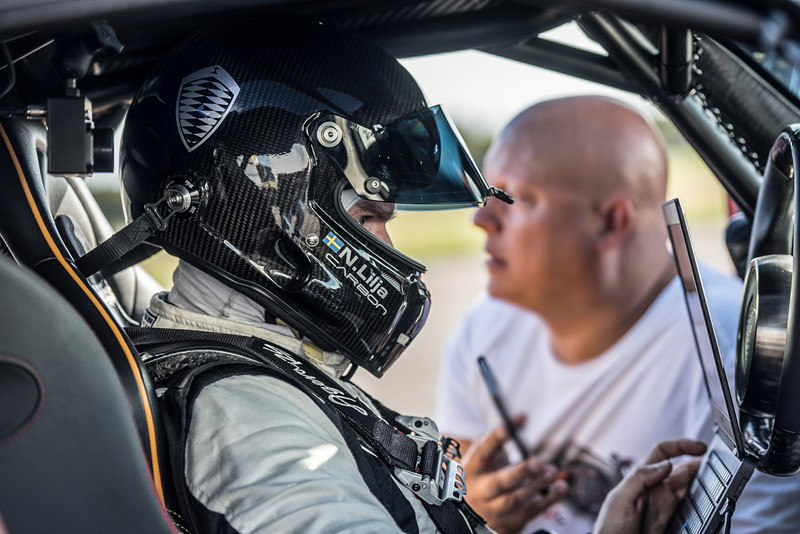 紀錄破壞者 《Koenigsegg Agera RS》粉碎《Bugatti Chiron》0-400-0加速紀錄 紀錄破壞者 《Koenigsegg Agera RS》粉碎《Bugatti Chiron》0-400-0加速紀錄